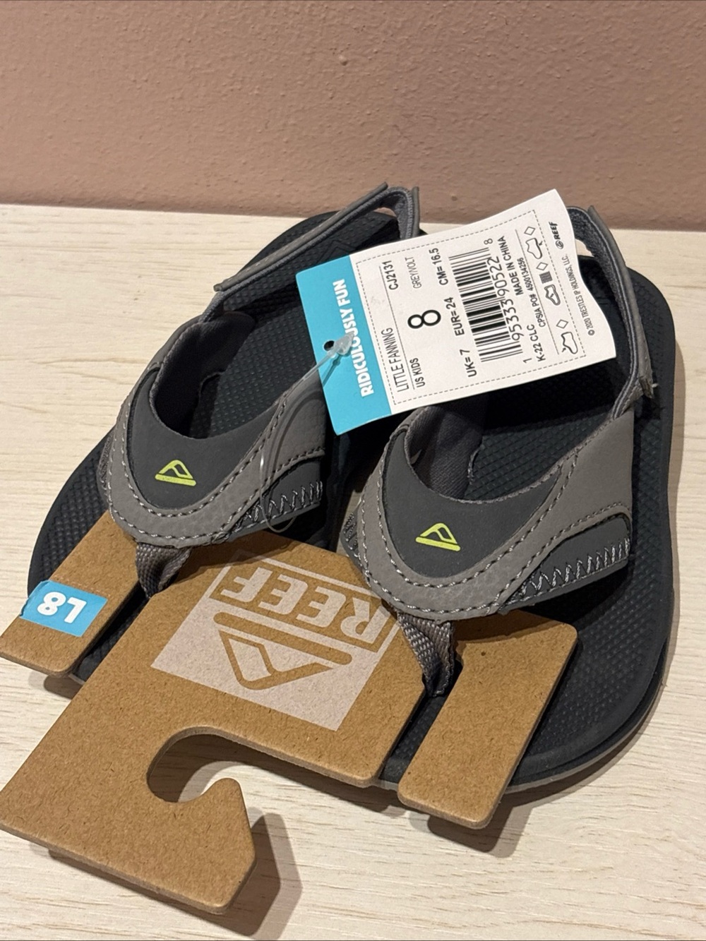 Reef Kids Little Fanning Sandals Sz 8 Toddler  Grey Volt NEW